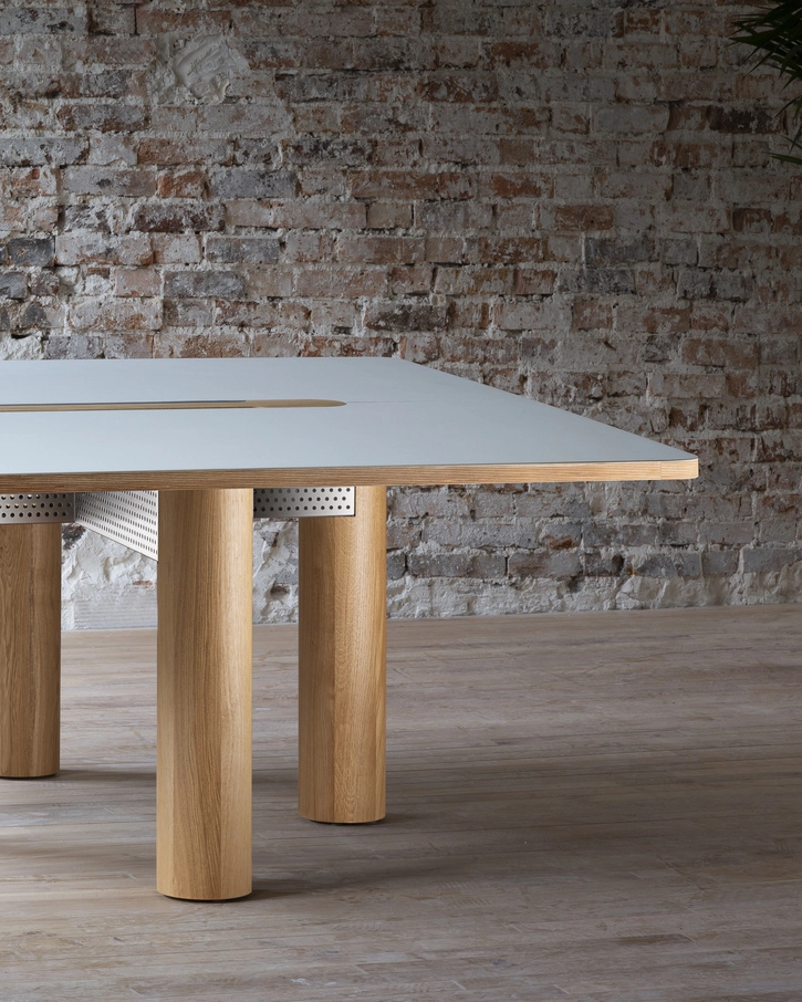 24_MVE_Desk_Sentier