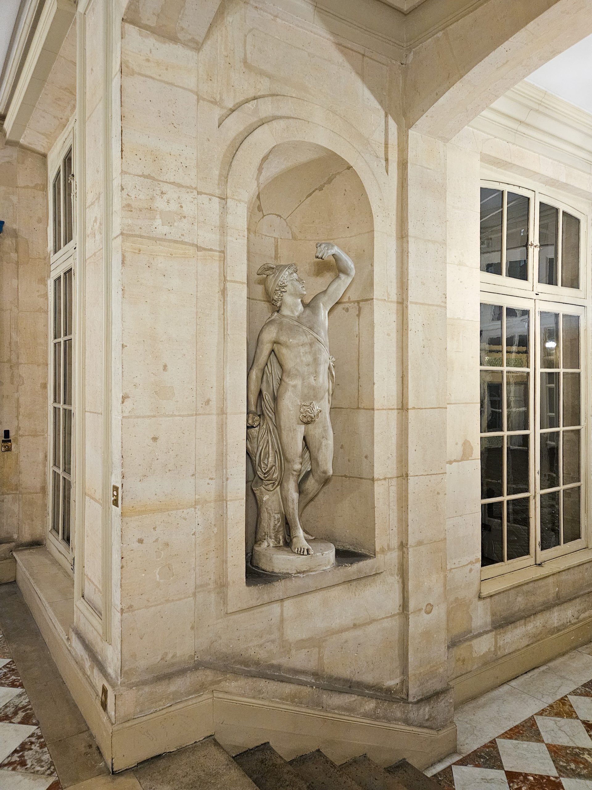 MVMT - 350 Saint-Honoré-33